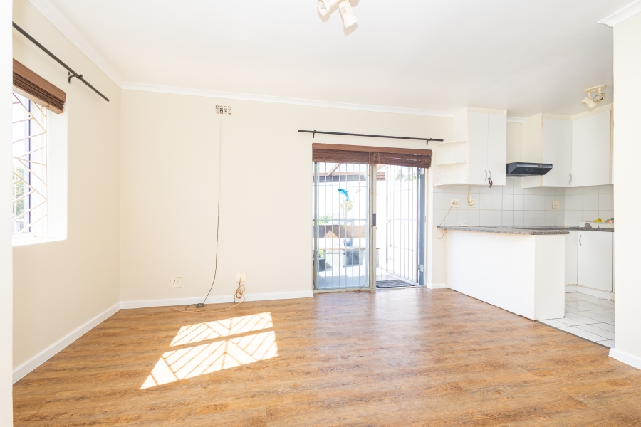 2 Bedroom Property for Sale in Protea Village Western Cape
